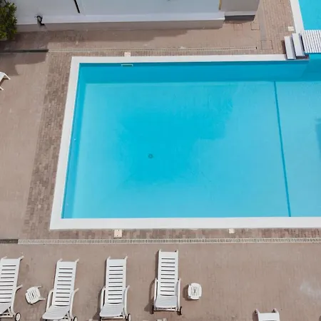 Club Ξενοδοχείο με διαμερίσματα